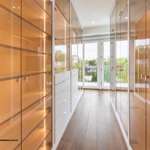 hm17-IntUnd250K_The-Tailored-Closet-and-PremierGarage